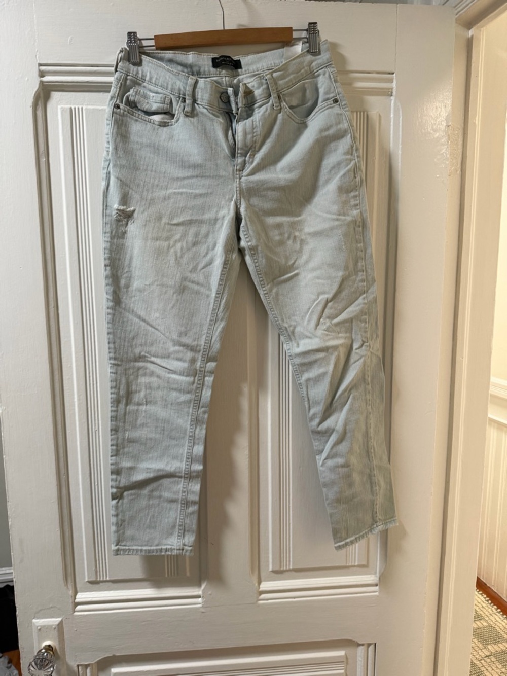 Banana Republic Light Blue GirlfriendMen's Jeans - Size 27